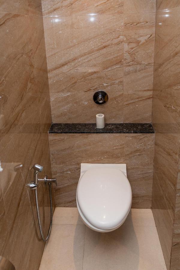 Pinnacle Grand Hotel أحمد أباد المظهر الخارجي الصورة