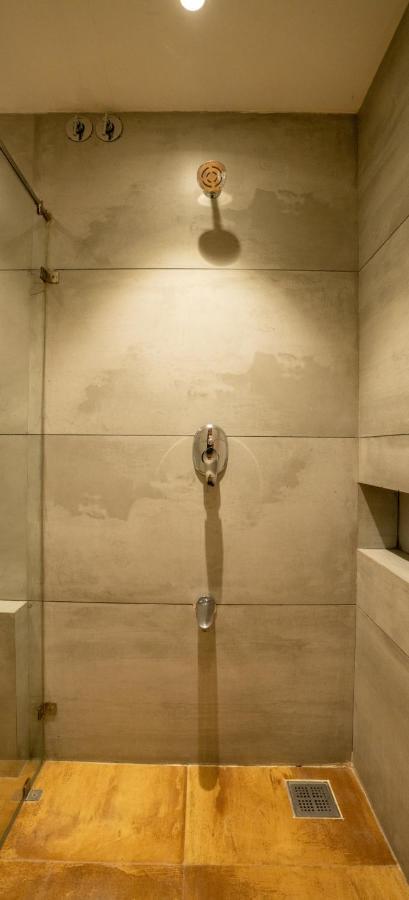 Pinnacle Grand Hotel أحمد أباد المظهر الخارجي الصورة
