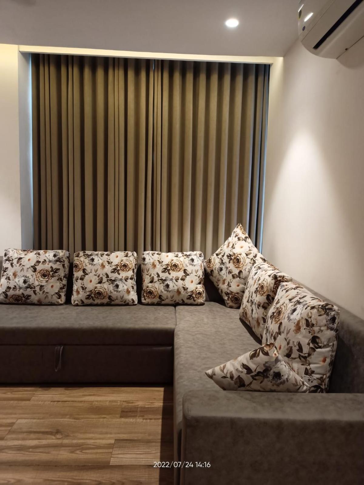 Pinnacle Grand Hotel أحمد أباد المظهر الخارجي الصورة
